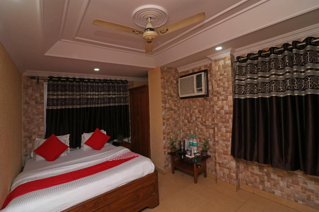 Oyo Flagship 16209 Hotel Ambar Palace Calcutta Calcutta Bara Bazar Kültér fotó