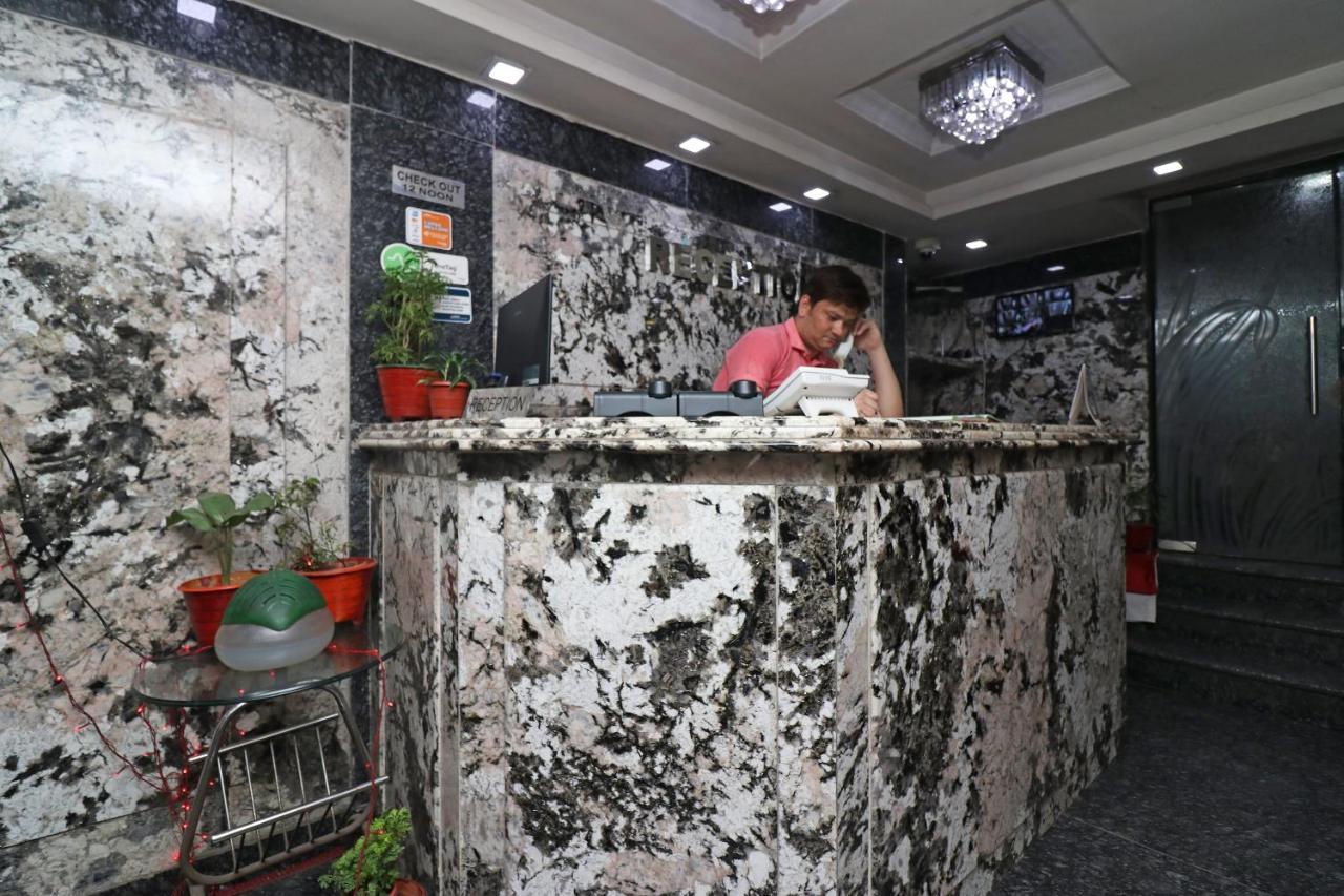 Oyo Flagship 16209 Hotel Ambar Palace Calcutta Calcutta Bara Bazar Kültér fotó