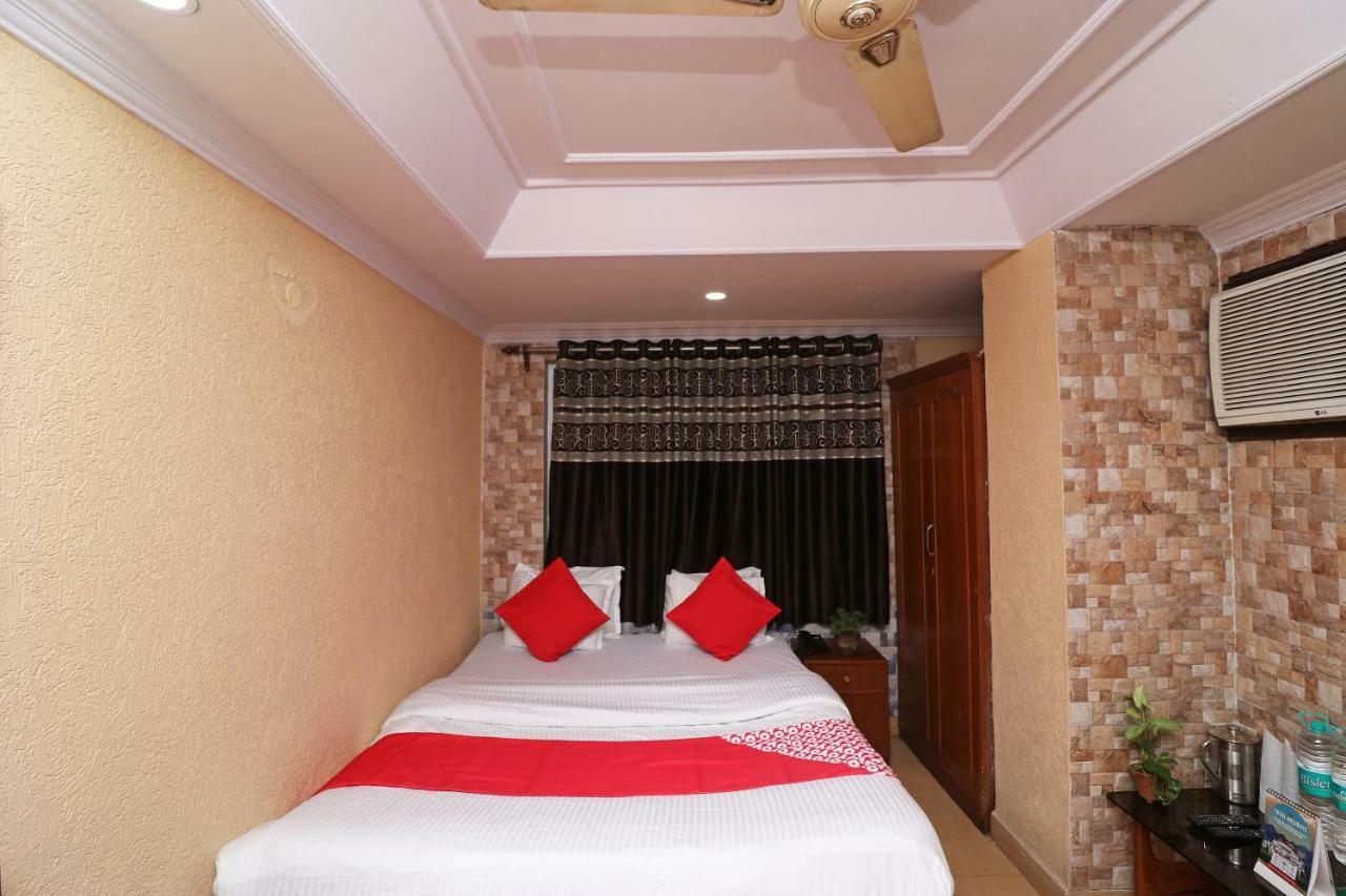 Oyo Flagship 16209 Hotel Ambar Palace Calcutta Calcutta Bara Bazar Kültér fotó