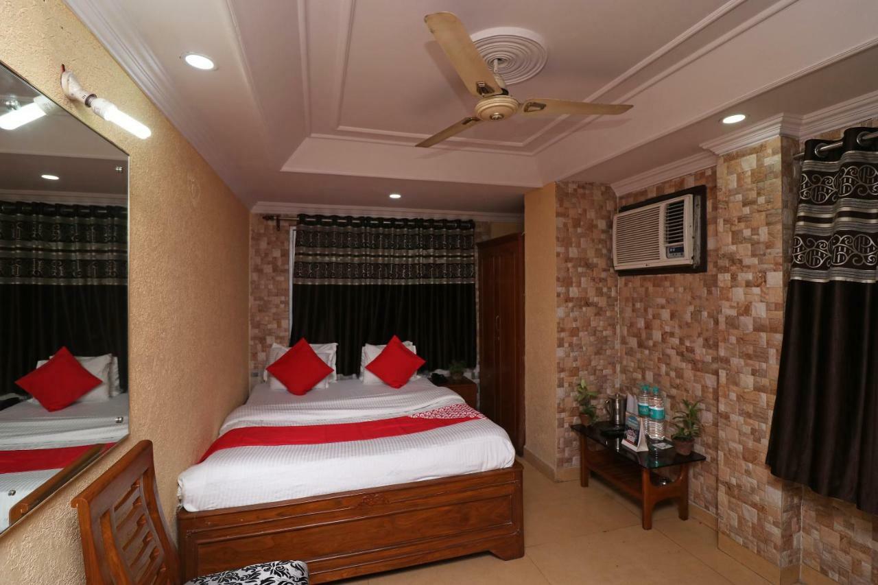 Oyo Flagship 16209 Hotel Ambar Palace Calcutta Calcutta Bara Bazar Kültér fotó