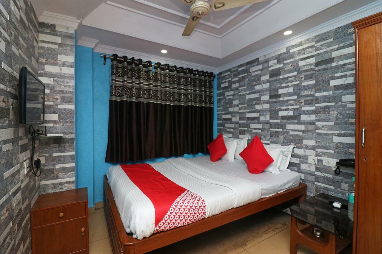 Oyo Flagship 16209 Hotel Ambar Palace Calcutta Calcutta Bara Bazar Kültér fotó
