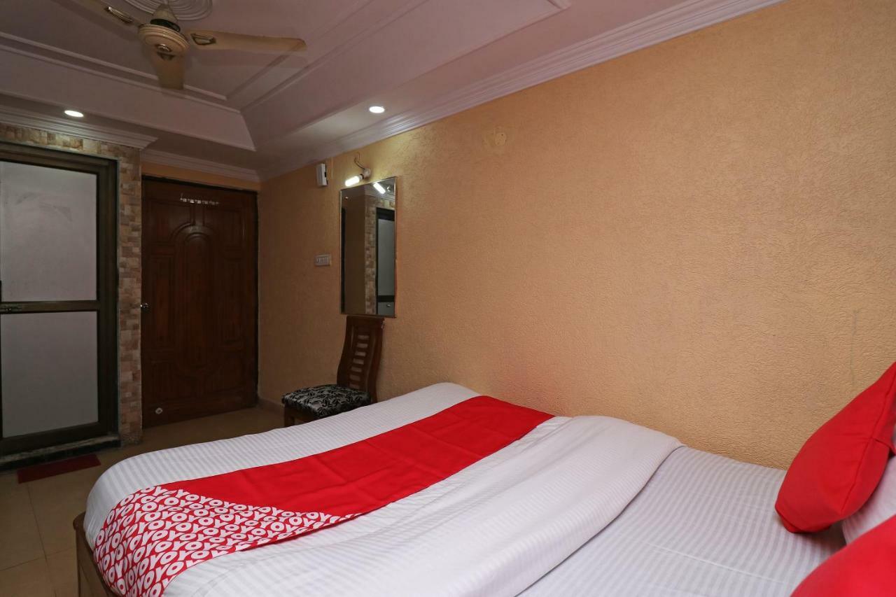 Oyo Flagship 16209 Hotel Ambar Palace Calcutta Calcutta Bara Bazar Kültér fotó