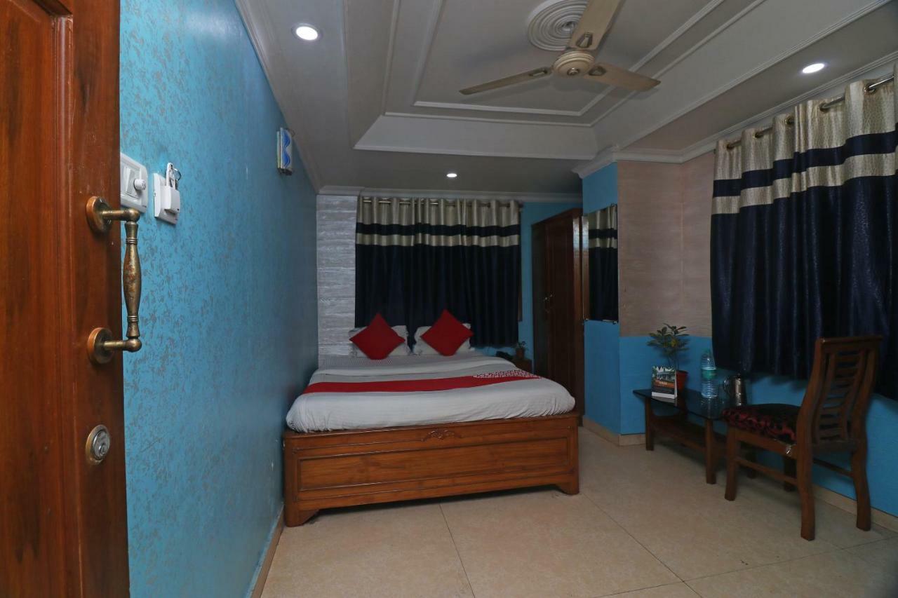 Oyo Flagship 16209 Hotel Ambar Palace Calcutta Calcutta Bara Bazar Kültér fotó