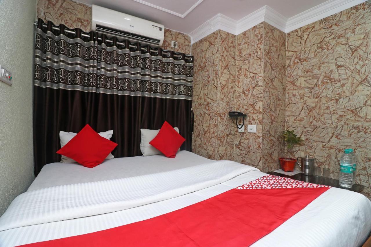 Oyo Flagship 16209 Hotel Ambar Palace Calcutta Calcutta Bara Bazar Kültér fotó